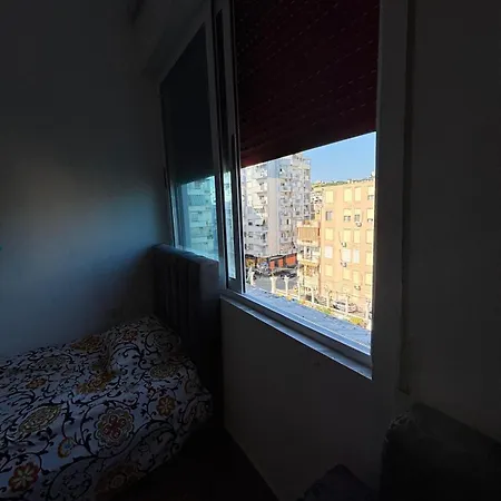 Freaky Friends Дуррес